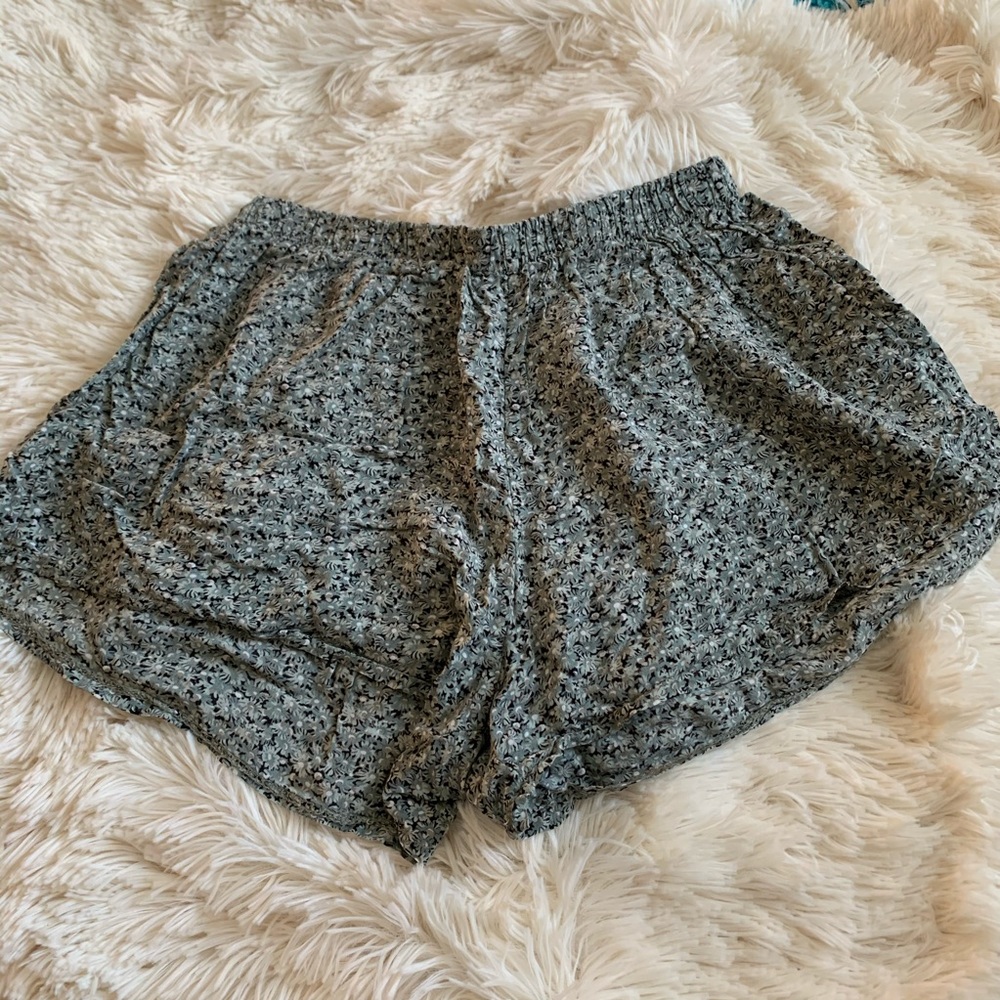 Green brandy flowy shorts